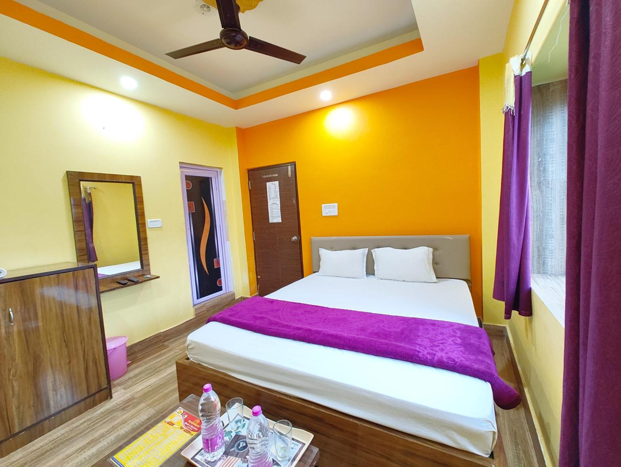 Goroomgo Sahoo Palace Puri - Prime Location Near Sea Beach - Excellent Service With Parking Facilities Dış mekan fotoğraf